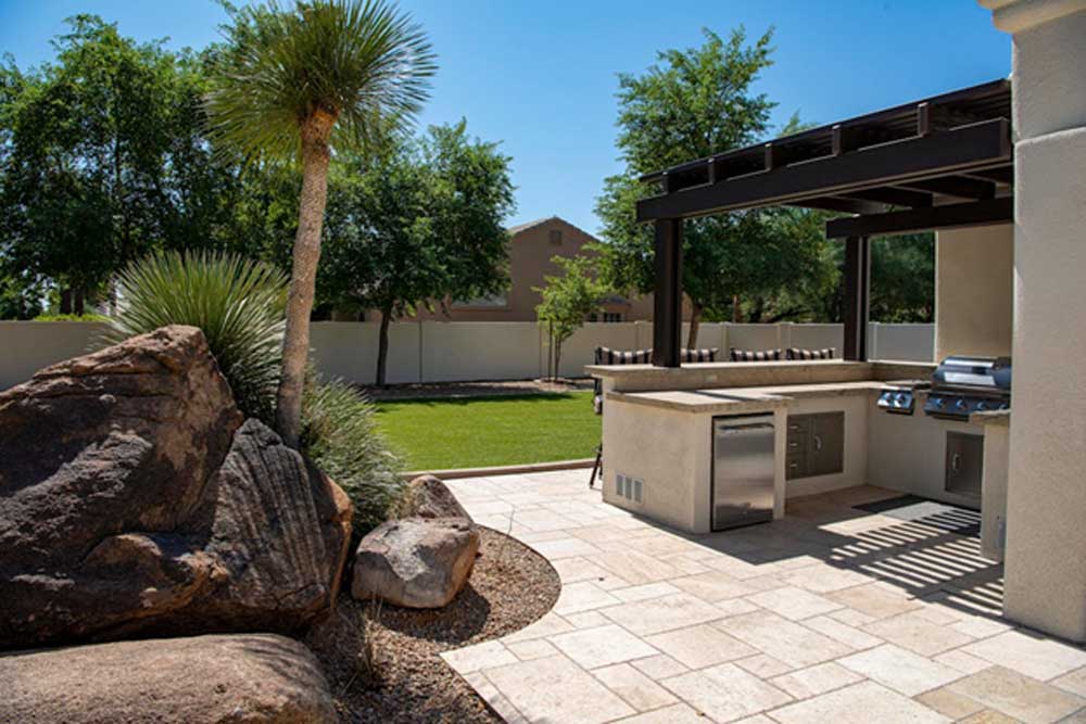 Stone-Floor-Backyard-Bistro